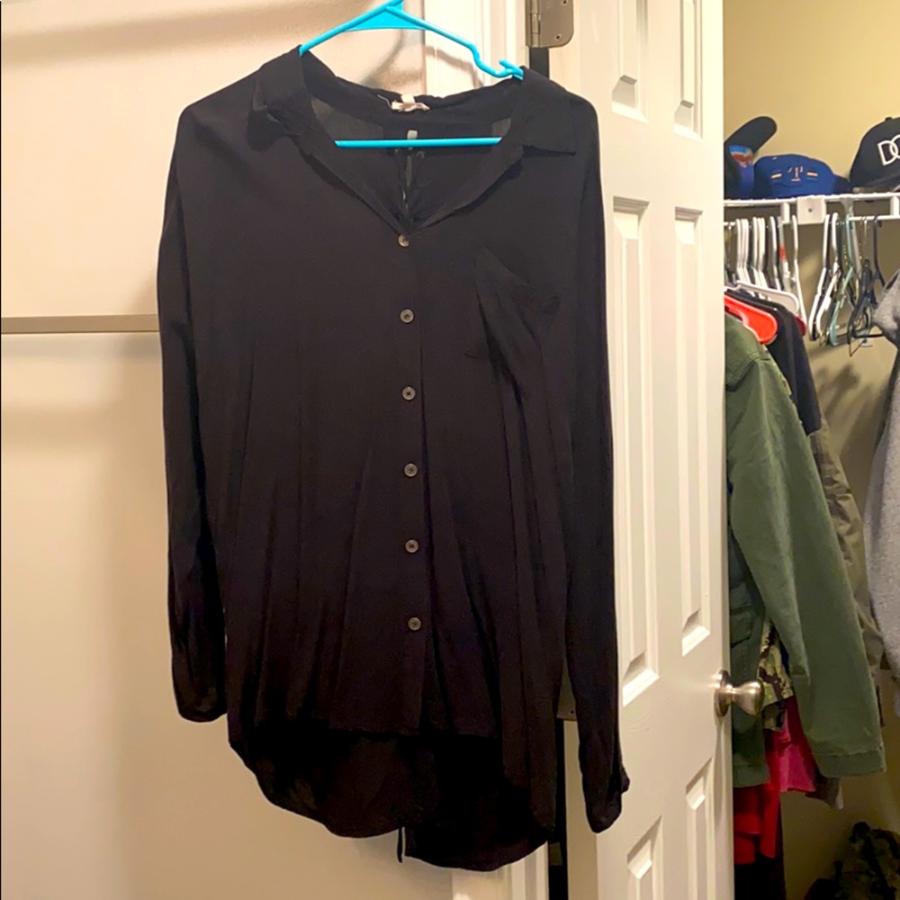 Comfy relaxed long sleeve black top